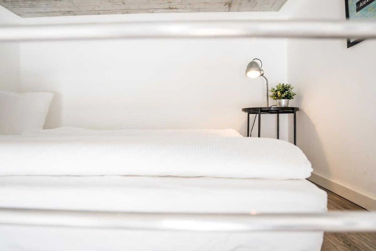 Industrial Loft In Berlin Mitte Appartement Buitenkant foto